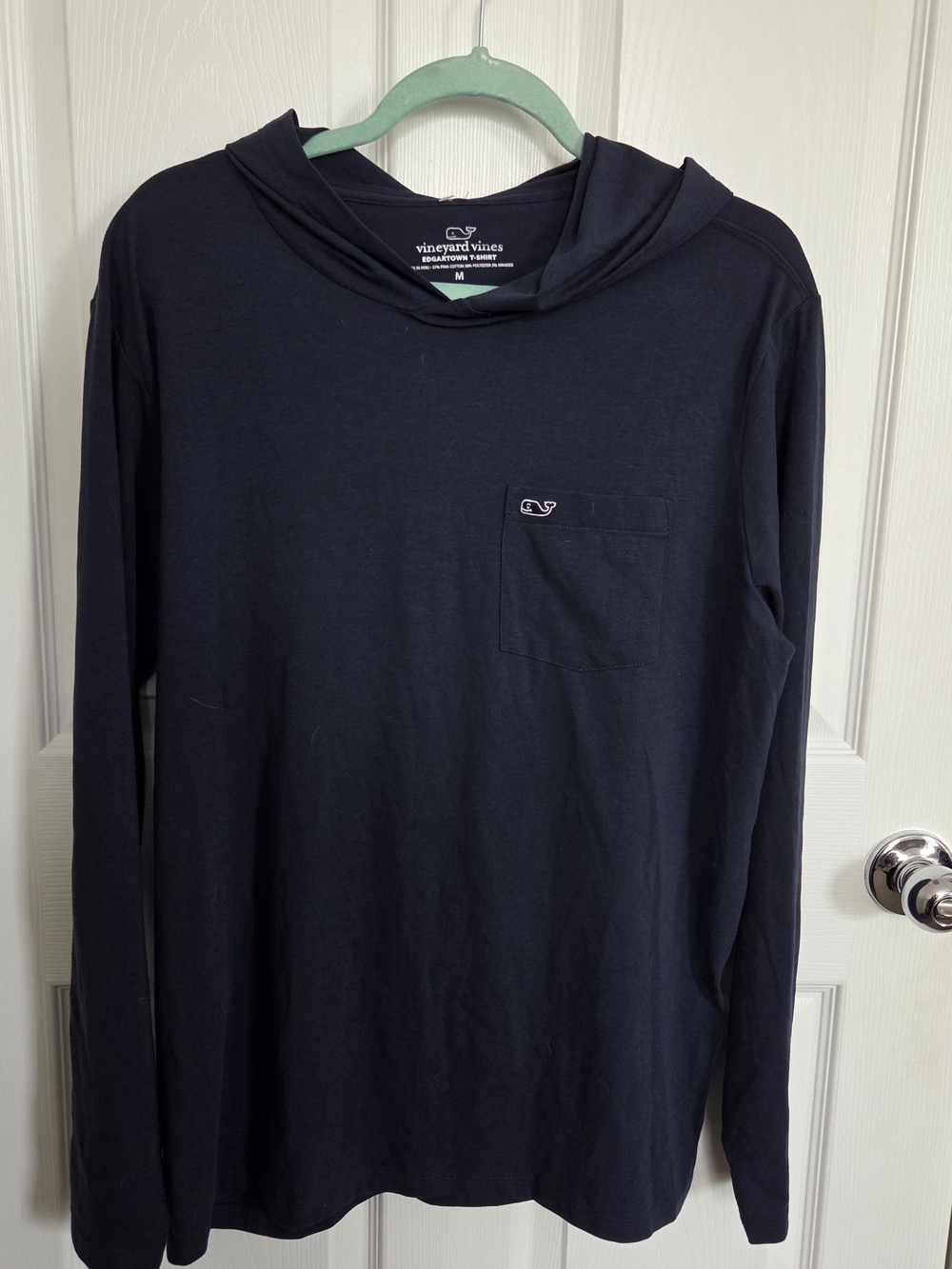 Vineyard Vines Men’s Navy Hooded Long-Sleeve Pocket Tee
